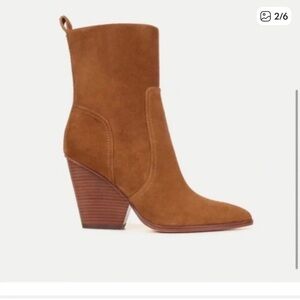 Veronica Beard Brown Suede Block Heels
Logan size 9.5